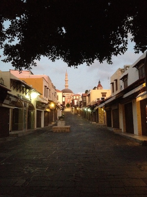 citta vecchia di rodi, sokratous rodi grecia